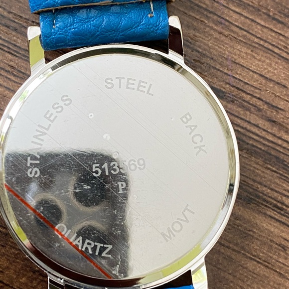 Stainless steel back watches in genuine leather - Picture 5 of 6